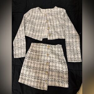 Chic Black and White Plaid Skirt Set